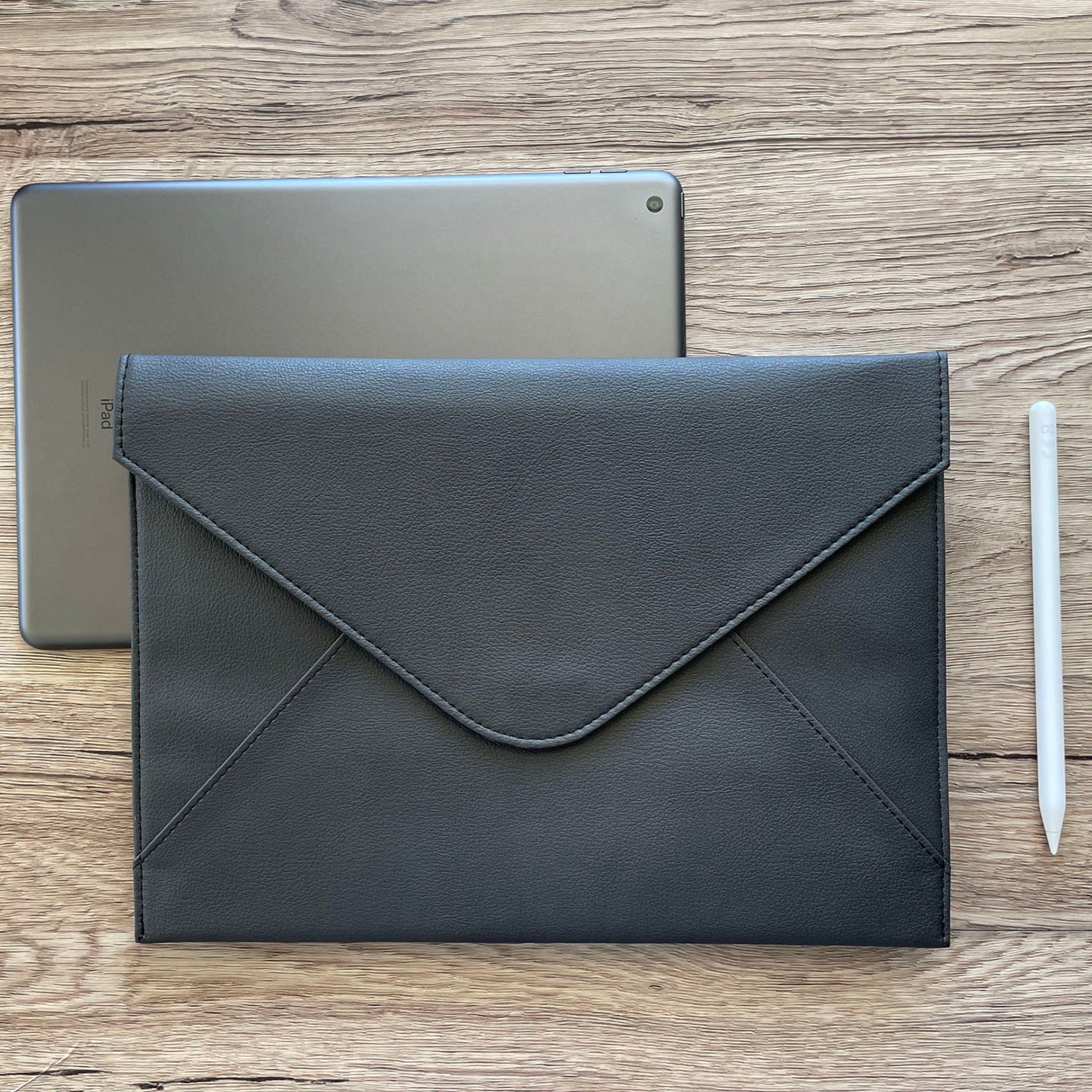 Black Laptop Sleeve with pen holder and back pocket