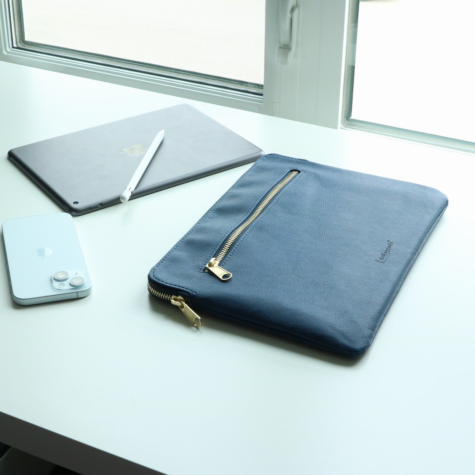Navy back pocket design of leather samsung case for extra storage